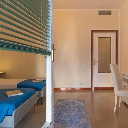Apartment Terrace *