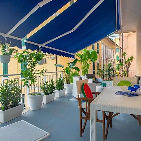 Terrace Appartement Alassio